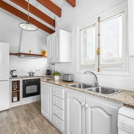 Cap D'artrutx Sleeps 6 Pool Air Con Wifi Villa